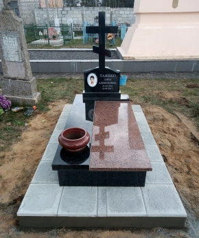 Памятник одиночный 009